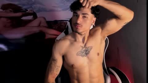 Snapshot of thomas_fit1 chatting on 19, 3, 2026 Thomas 3 JUST STAY AND BE MY LAST LOVE online show from 19, 3, 2026