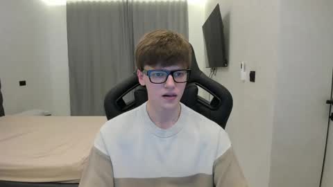 Snapshot of thomas_shelbivip chatting on 27, 4, 2026 Tomas online show from 27, 4, 2026