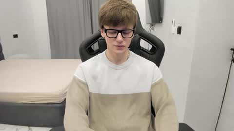 Snapshot of thomas_shelbivip chatting on 3, 5, 2026 Tomas online show from 3, 5, 2026