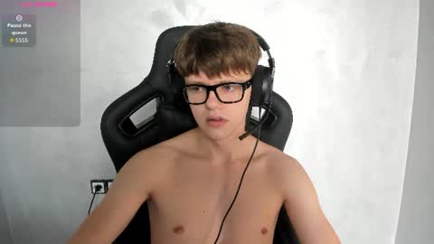 Snapshot of thomas_shelbivip chatting on 24, 7, 2026 Tomas online show from 24, 7, 2026