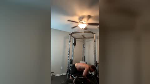 Snapshot of thomasgwhitecft chatting on 26, 5, 2026 FatherTime online show from 26, 5, 2026