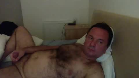 Snapshot of thomaspol chatting on 8, 9, 2025 Tom online show from 8, 9, 2025