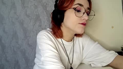 Lina online show from 3, 12, 2025