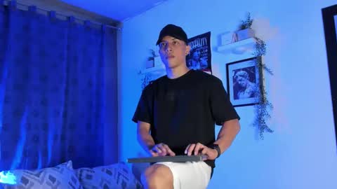 Thoms Every online show from 26, 11, 2025