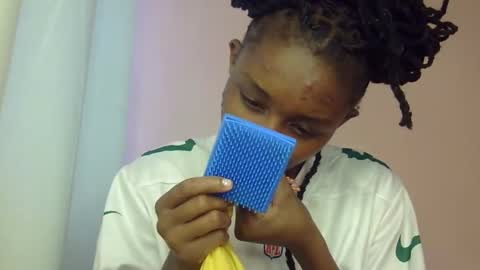 Snapshot of thotiana007 chatting on 25, 9, 2025 thotiana007 online show from 25, 9, 2025