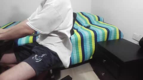 Snapshot of threesadtigers chatting on 16, 12, 2024 threesadtigers online show from 16, 12, 2024