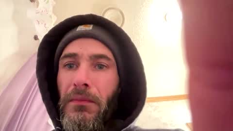 Snapshot of throbbing8585 chatting on 1, 3, 2026 throbbing8585 online show from 1, 3, 2026