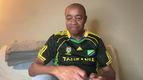 austin xzandros online show from 25, 2, 2025