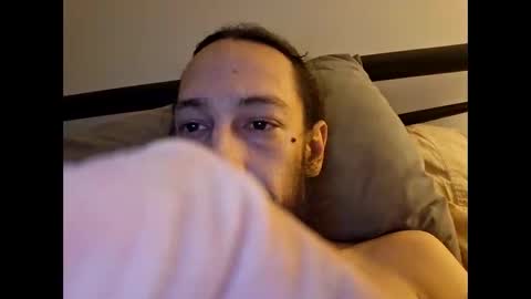 Snapshot of throbster513 chatting on 17, 10, 2025 throbster513 online show from 17, 10, 2025