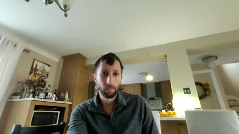 throwawayafteruse20202 online show from 25, 9, 2025