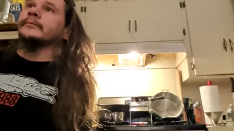 Snapshot of thunder8u42 chatting on 16, 12, 2025 thunder8u42 online show from 16, 12, 2025