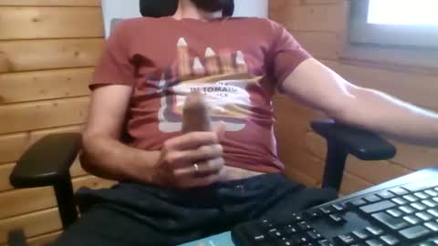 Snapshot of thx_4some_sharing chatting on 2, 6, 2026 toobigcockforonegirl online show from 2, 6, 2026