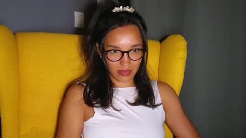 Snapshot of tia_j chatting on 20, 9, 2025 tia_j online show from 20, 9, 2025