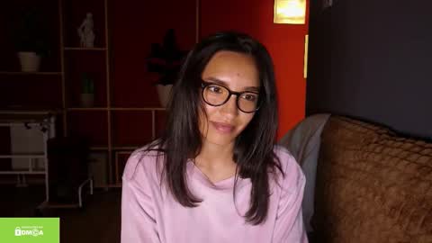 Snapshot of tia_j chatting on 6, 11, 2025 tia_j online show from 6, 11, 2025