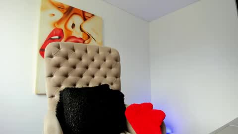 Snapshot of tiago_hannah chatting on 22, 5, 2026 carolina online show from 22, 5, 2026