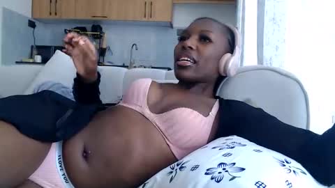 Snapshot of tiana_kay chatting on 24, 5, 2026 tiana_kay online show from 24, 5, 2026