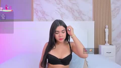 tianaglow4 online show from 11, 11, 2025