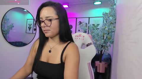 Tiara  online show from 3, 3, 2026