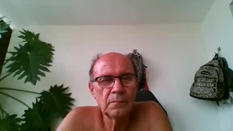 tiaretiareopui online show from 15, 1, 2026