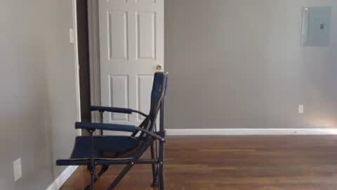 Tierra Henri online show from 24, 2, 2025