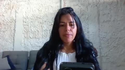 Tifany online show from 12, 2, 2025