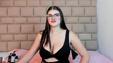 Snapshot of tifannyrosen chatting on 15, 5, 2026 Tifanny online show from 15, 5, 2026