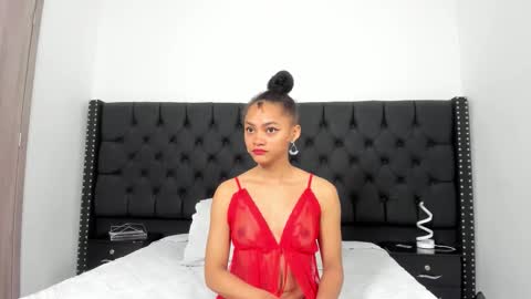 Snapshot of tifanybrown_ chatting on 6, 11, 2025 Tifany online show from 6, 11, 2025