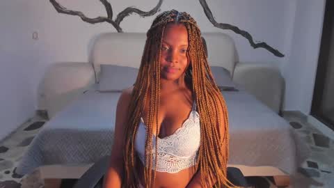 Snapshot of tifanytaylor1_ chatting on 20, 12, 2024 TIFF online show from 20, 12, 2024