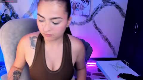 Snapshot of tifanywhite1_ chatting on 1, 8, 2026 online show from 1, 8, 2026