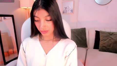 tiffany_low online show from 25, 2, 2026