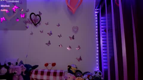 tiffany sofia online show from 12, 2, 2026