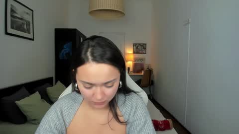 Snapshot of tiffanyflynn chatting on 5, 1, 2025 Tiffany online show from 5, 1, 2025