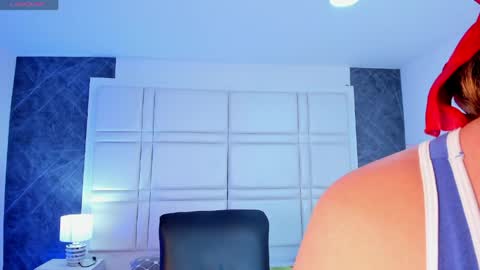 tiffanyhoustton online show from 13, 4, 2026