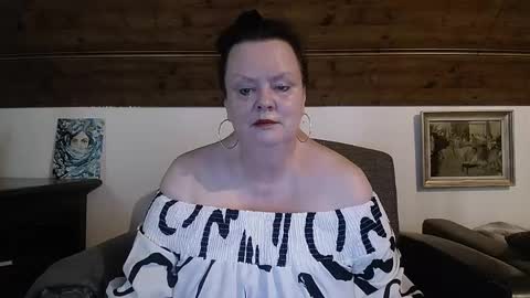 Snapshot of tiffanymature chatting on 21, 5, 2026 TiffanyMature online show from 21, 5, 2026