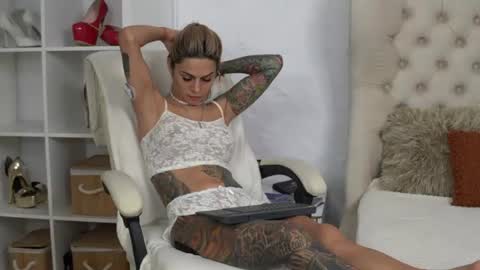 Snapshot of tiffanymaze chatting on 1, 7, 2026 Ilaria online show from 1, 7, 2026