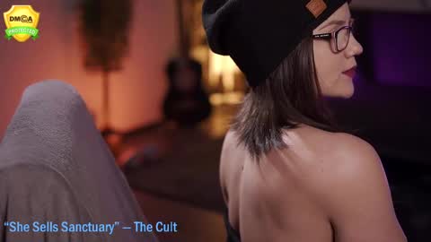 tiffanyriox online show from 4, 3, 2025