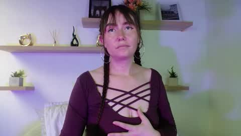 Tiffany online show from 19, 12, 2025