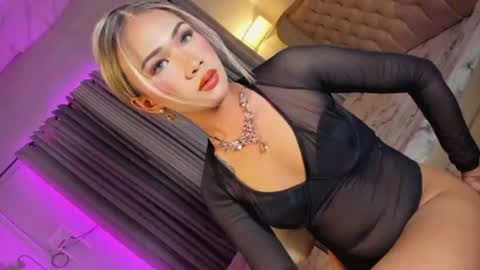 Snapshot of tiffanyvalentinex chatting on 11, 7, 2026 Tiffany online show from 11, 7, 2026