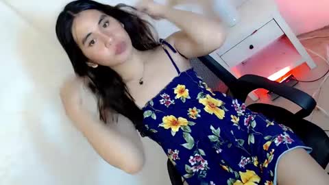 Snapshot of tight_bonita chatting on 5, 3, 2025 tight_bonita online show from 5, 3, 2025