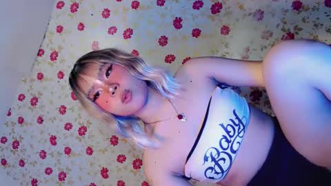 Snapshot of tight_elliana chatting on 22, 4, 2026 tight_elliana online show from 22, 4, 2026