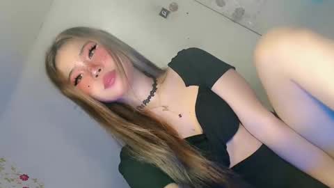 Snapshot of tight_elliana chatting on 27, 4, 2026 tight_elliana online show from 27, 4, 2026