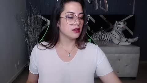 Tiina  online show from 28, 12, 2024