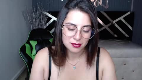Tiina  online show from 9, 1, 2025
