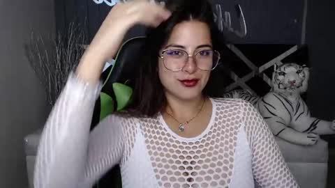 Tiina  online show from 11, 1, 2025
