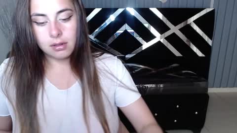 Tiina  online show from 18, 1, 2025