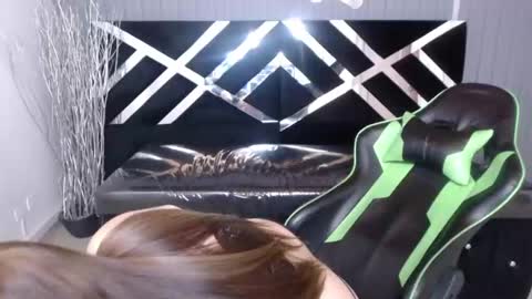 Tiina  online show from 24, 1, 2025