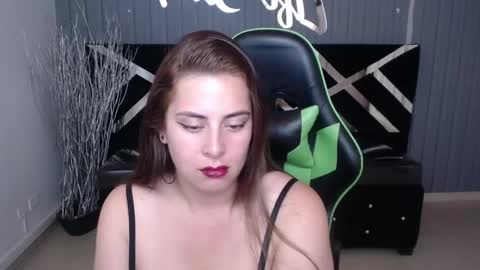 Tiina  online show from 26, 1, 2025