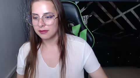 Tiina  online show from 7, 2, 2025