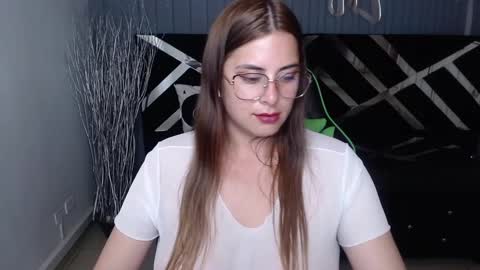 Tiina  online show from 8, 2, 2025