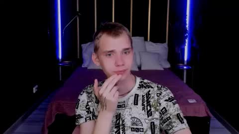 Snapshot of tim_blackk chatting on 9, 10, 2025 Tim online show from 9, 10, 2025